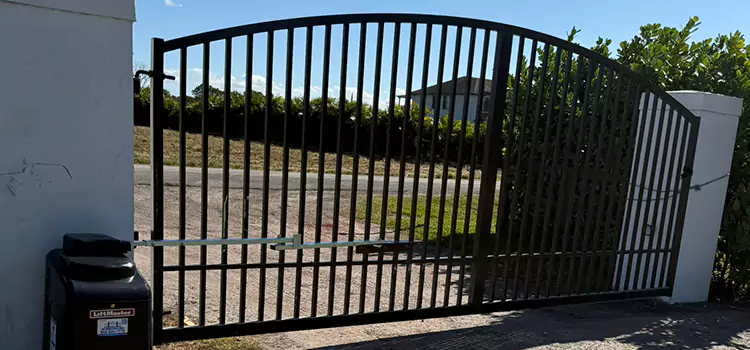 Driveway Fence Repair West Vancouver